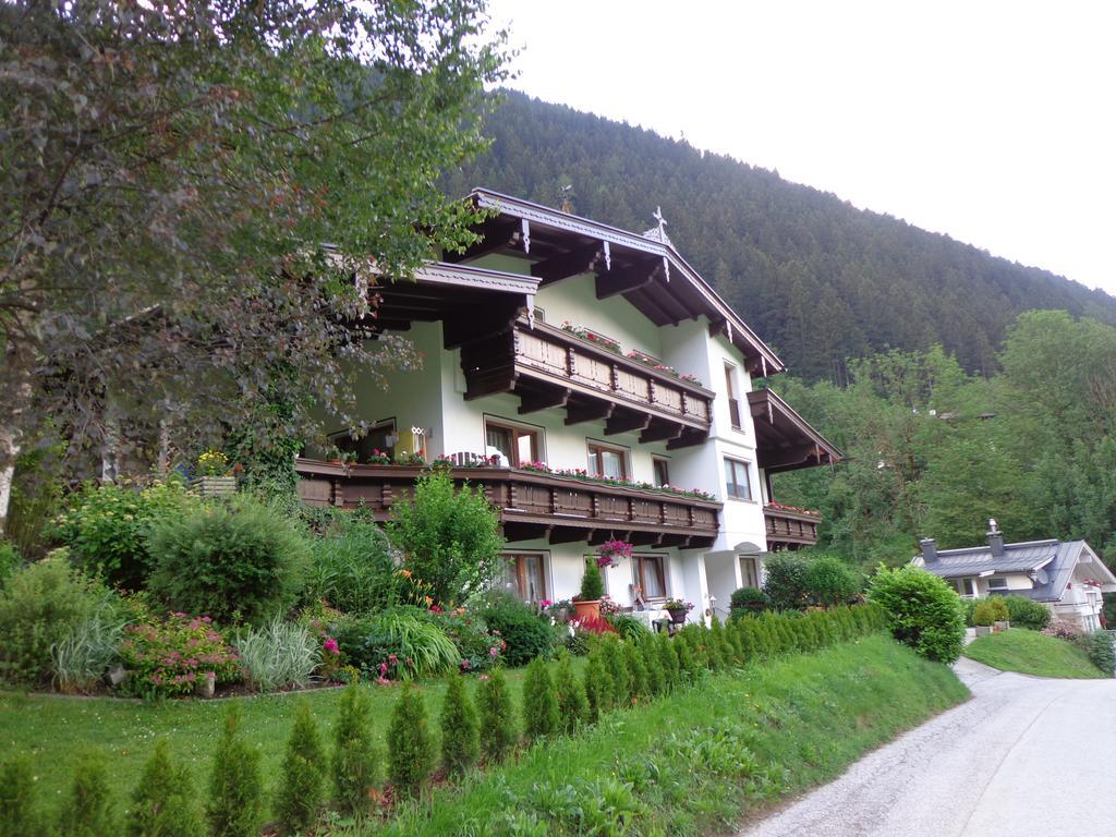 Haus Oblasser Finkenberg Exterior foto
